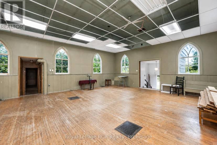 046285 Old Mail Road — photo 33 of 40