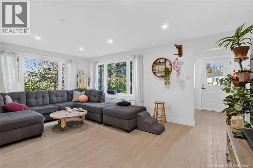 129 Gaskin — photo 6 of 40
