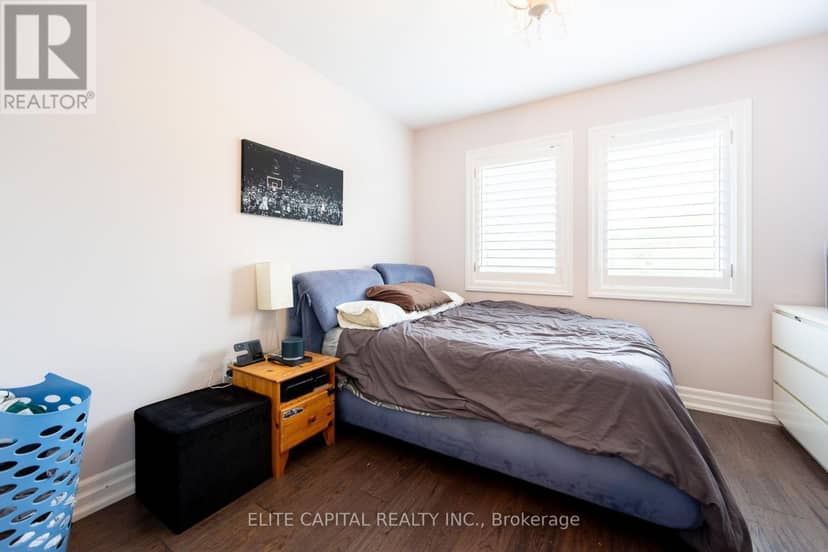 405 King Street E — photo 11 of 17