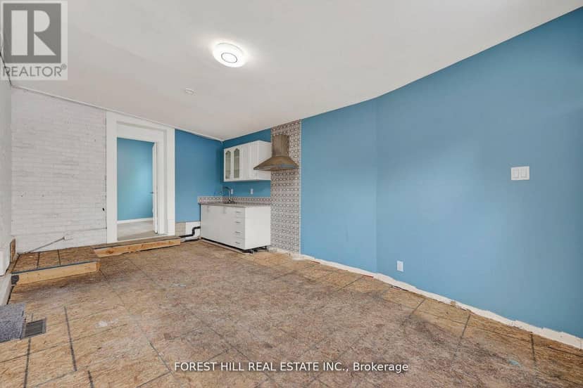 89 Toronto Street — photo 10 of 30