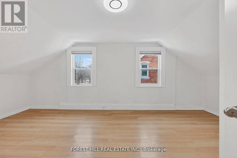89 Toronto Street — photo 22 of 30