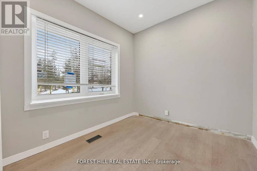 89 Toronto Street — photo 8 of 30