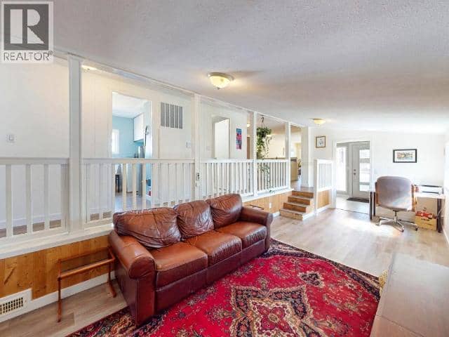 42-4500 CLARIDGE ROAD, Powell River, photo 3
