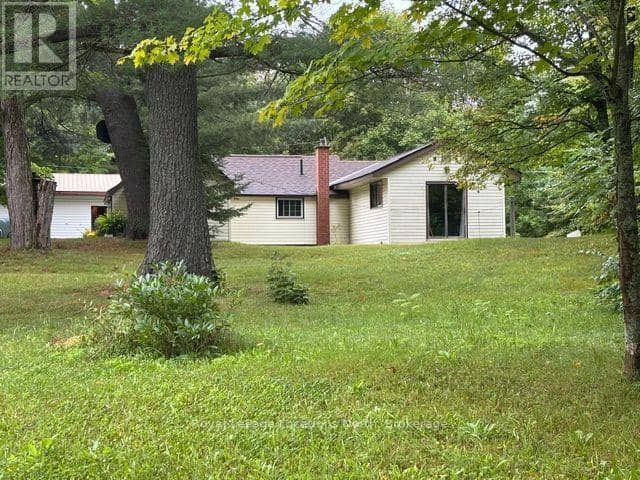 2843 592 Highway, Perry, photo 2