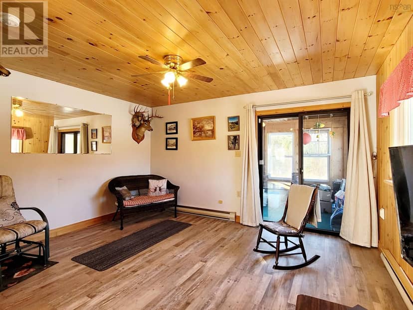 1214 Old Port Mouton Road — photo 14 of 39