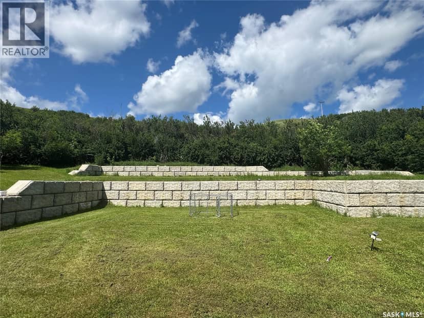 607 Barnett Drive — photo 33 of 38