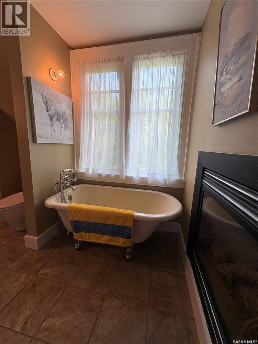 607 Barnett Drive — photo 25 of 38