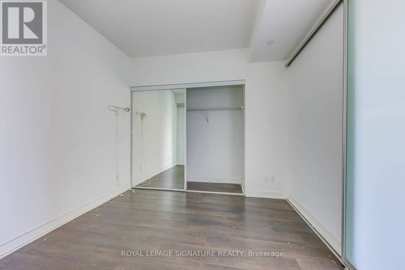 1901 - 20 Bruyeres Mews — photo 15 of 27