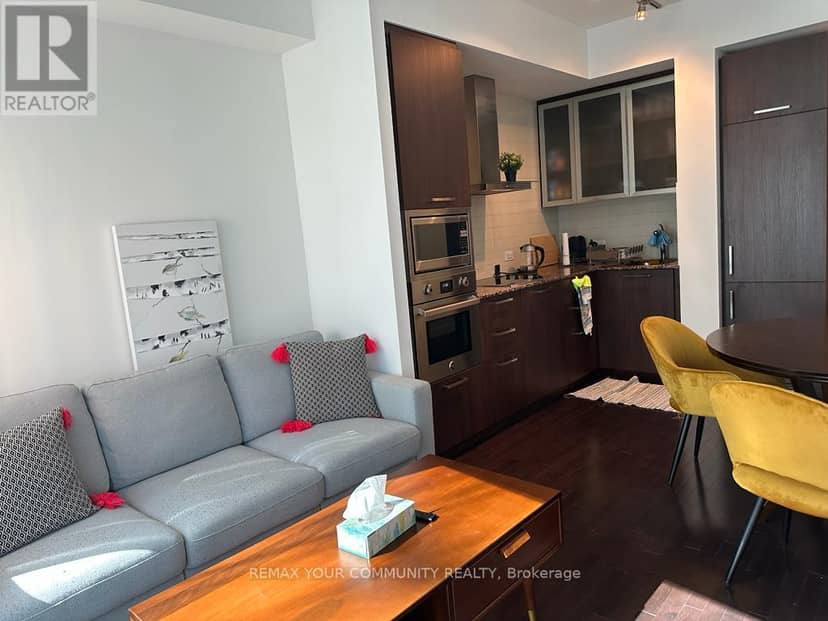1709 - 14 York Street — photo 5 of 18