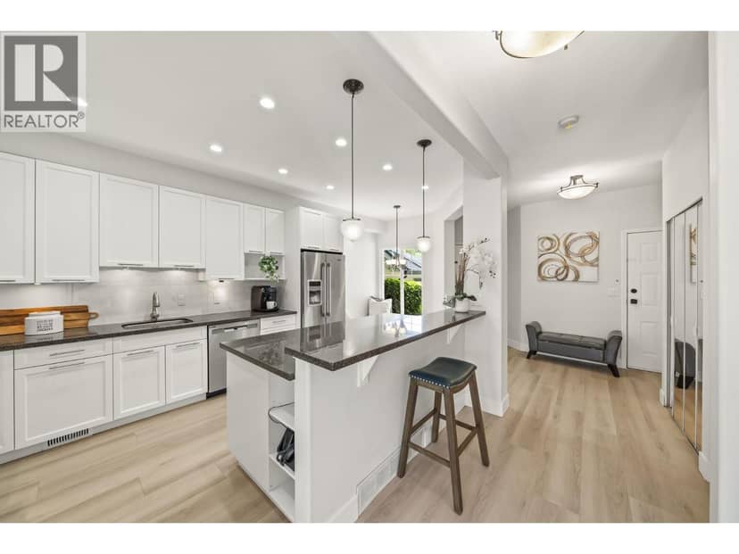 12 1765 Paddock Drive, Coquitlam, photo 4