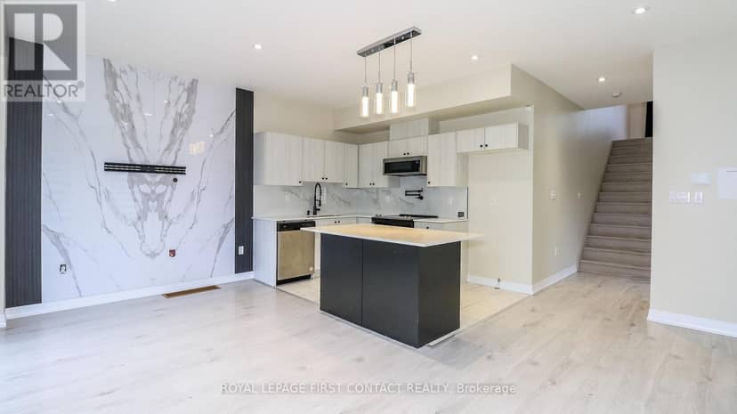 92 Fairlane Avenue — photo 15 of 36