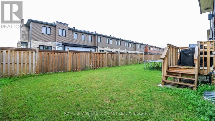 92 Fairlane Avenue — photo 7 of 36