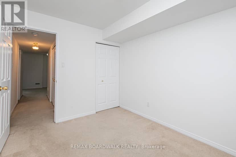 246 Gershwin Private — photo 24 of 24