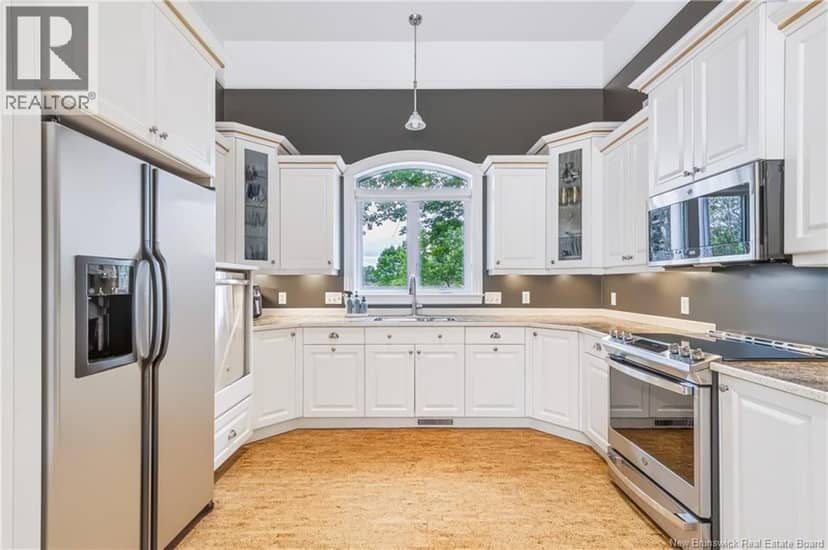 14 Carlisle Road — photo 11 of 40