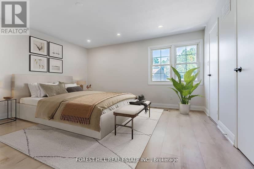 37 - 2120 Rathburn Road E — photo 11 of 29