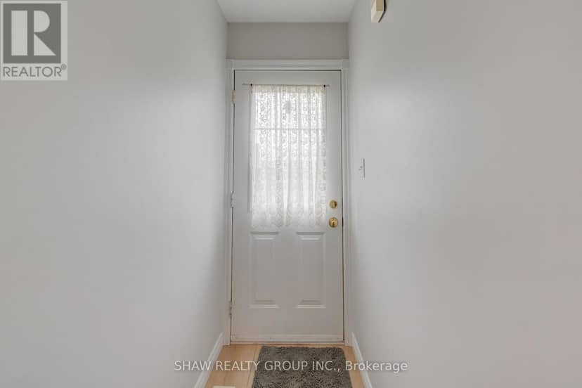 58D Harris Avenue — photo 7 of 40