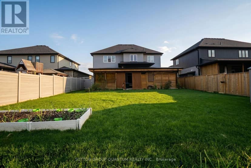 104 Thames Springs Crescent — photo 17 of 26