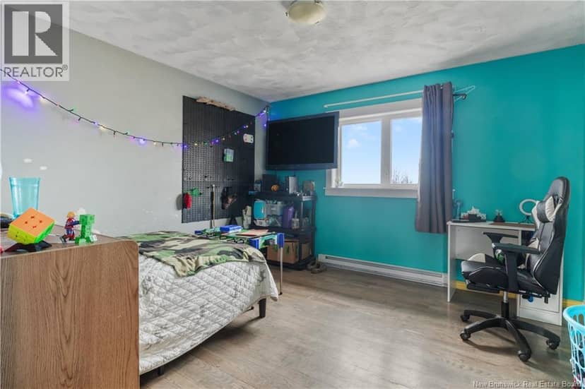 18 Louis-Bourg Road — photo 19 of 40