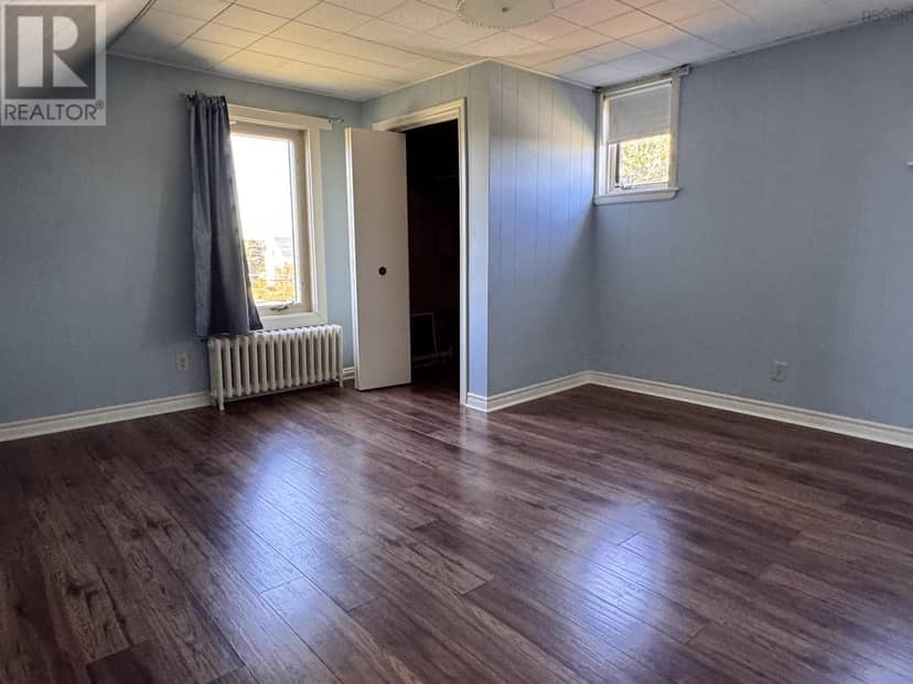 325 Reserve Street — photo 22 of 40
