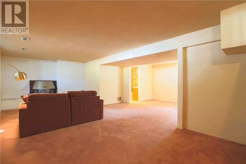 1295 Gemmell Street — photo 15 of 23