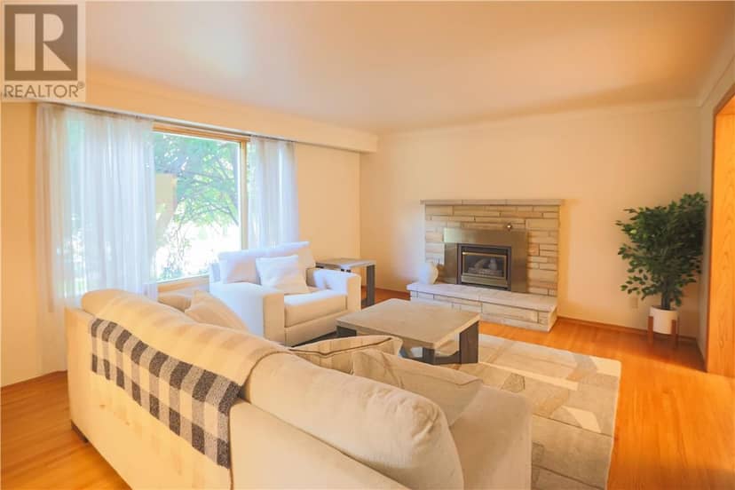1295 Gemmell Street — photo 3 of 23