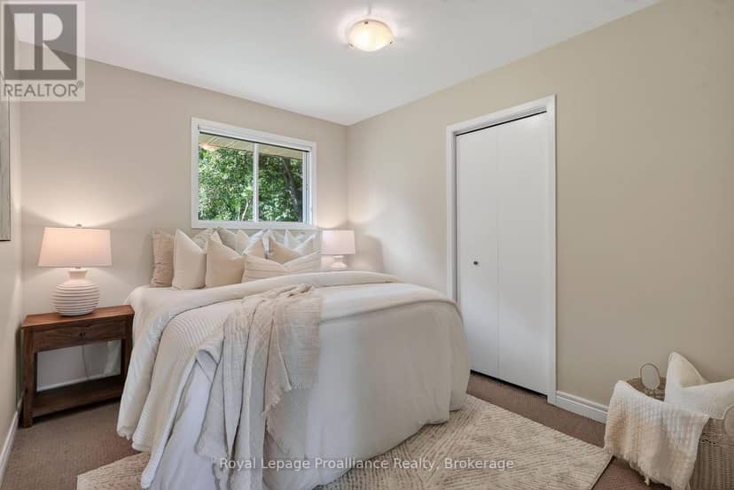 70 Simpson Street — photo 17 of 37