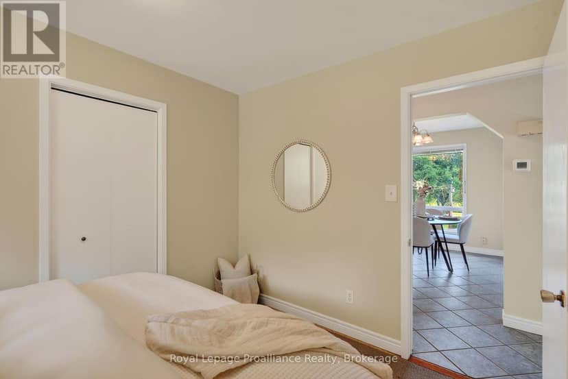 70 Simpson Street — photo 18 of 37