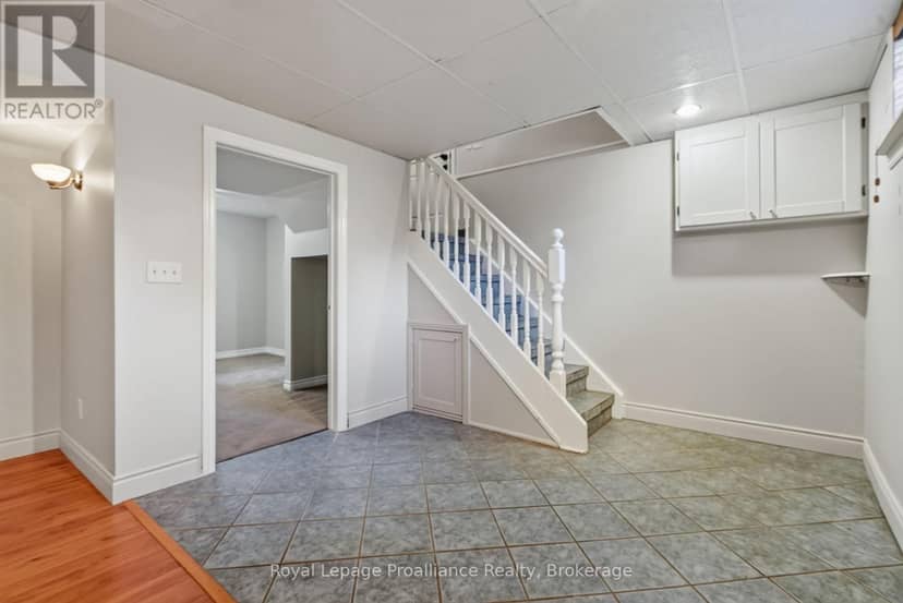 70 Simpson Street — photo 24 of 37