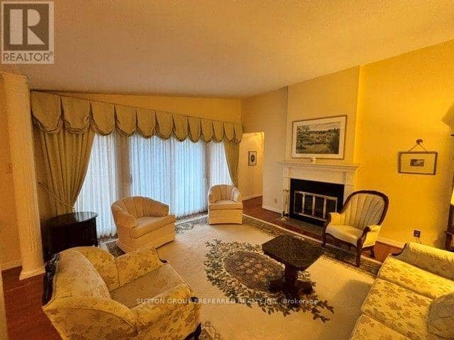 40 - 60 Fiddlers Green Road — photo 5 of 31
