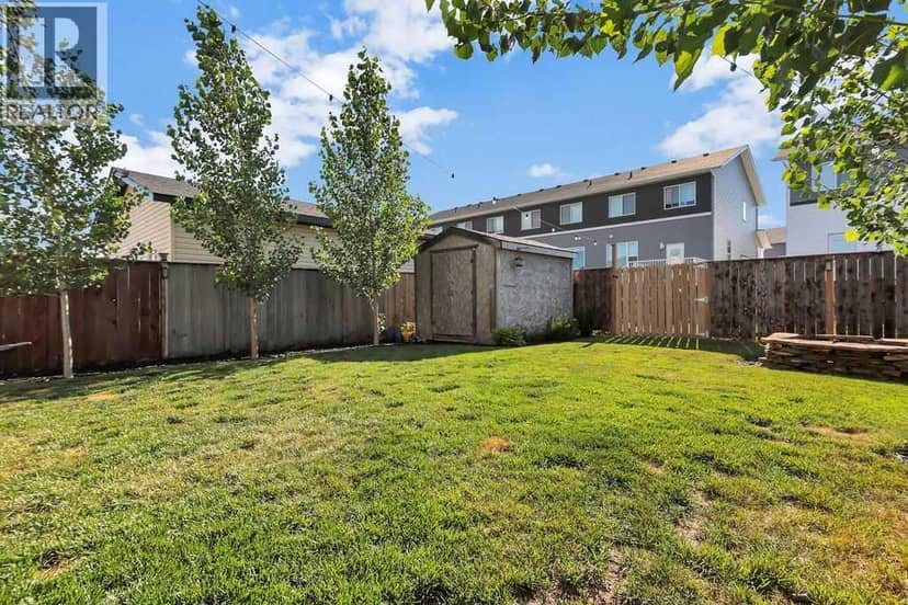 9 Valley Crescent — photo 36 of 40