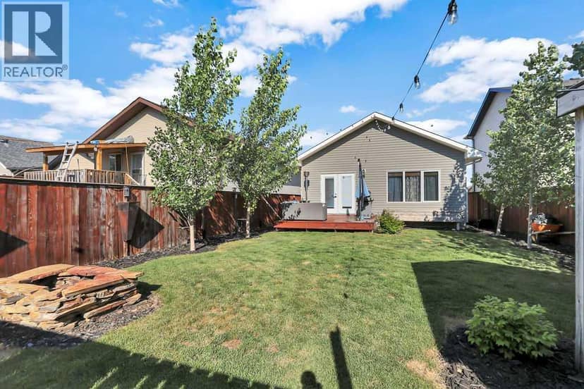 9 Valley Crescent — photo 38 of 40
