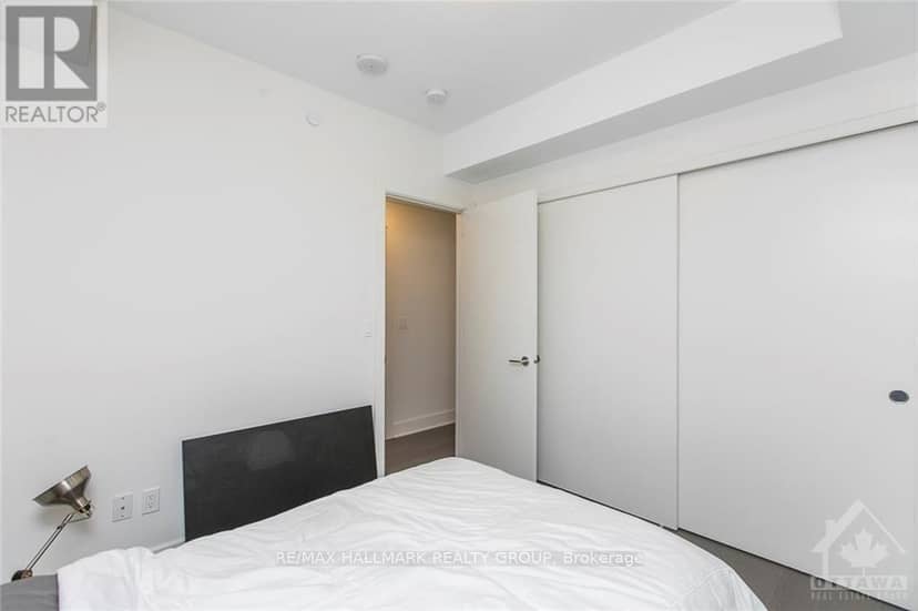905 - 255 Bay Street — photo 10 of 26