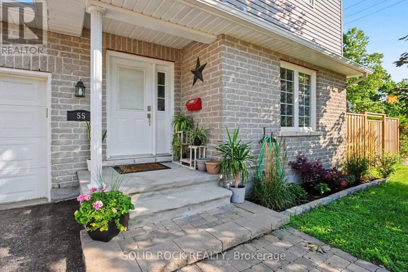 55 Woodward Street — photo 2 of 38