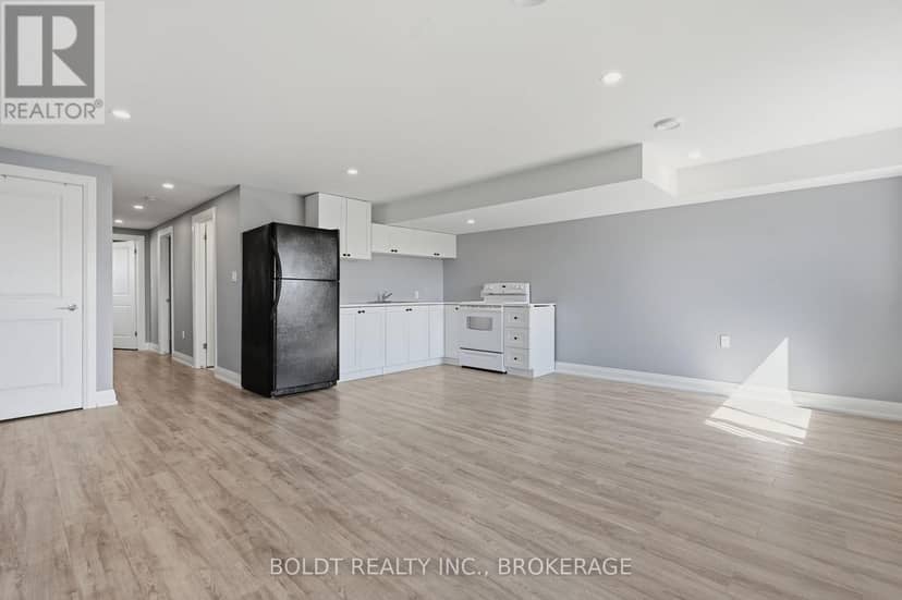 83 Hillview Road — photo 29 of 38