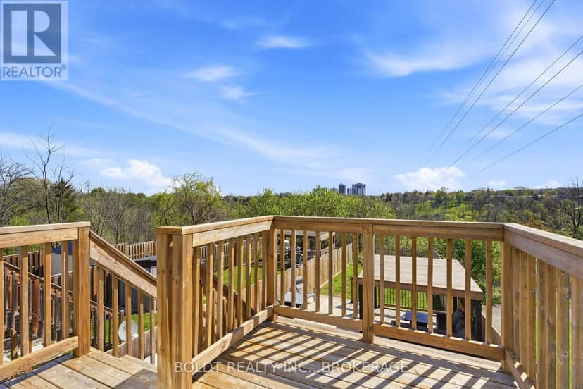 83 Hillview Road — photo 35 of 38