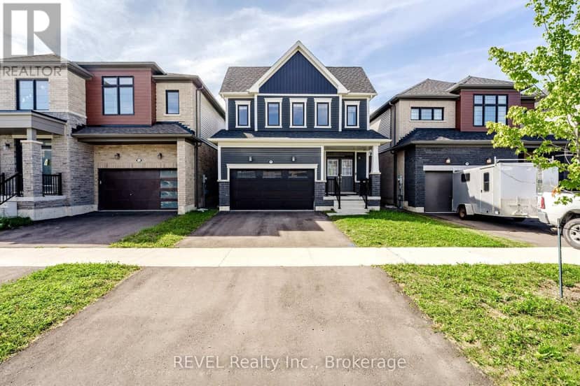111 Sunflower Crescent — photo 3 of 27