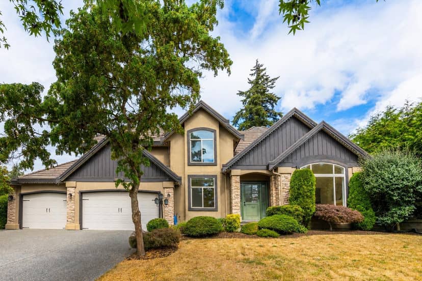 18589 55 AVENUE, Surrey