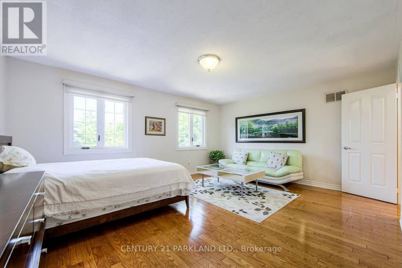112 Strathearn Avenue — photo 29 of 40