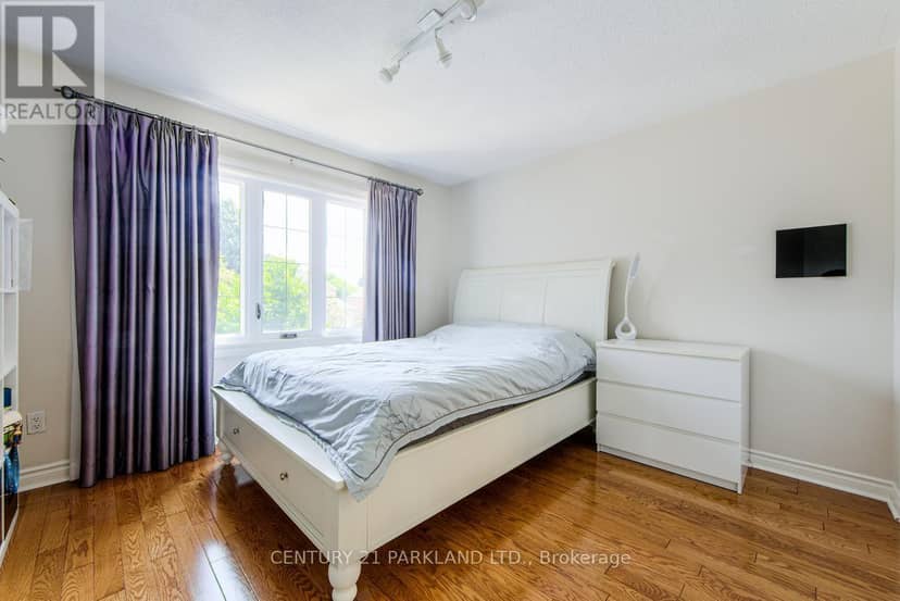 112 Strathearn Avenue — photo 35 of 40