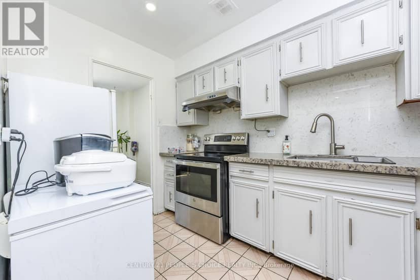 108 - 10 Eddystone Avenue — photo 18 of 40