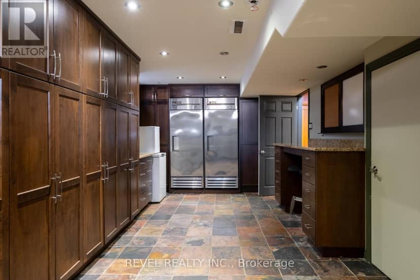 14227 Trafalgar Road — photo 25 of 38