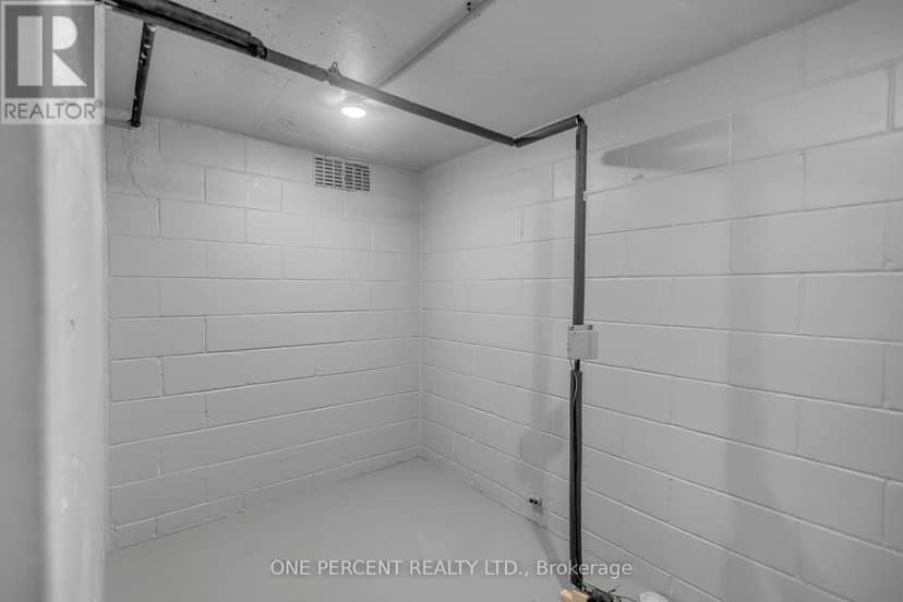 55 Young Street — photo 8 of 35