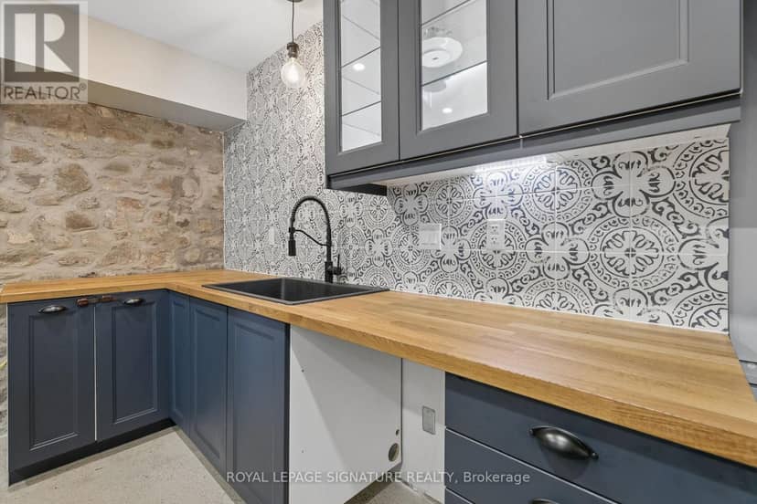 24 Davidson Street — photo 7 of 24