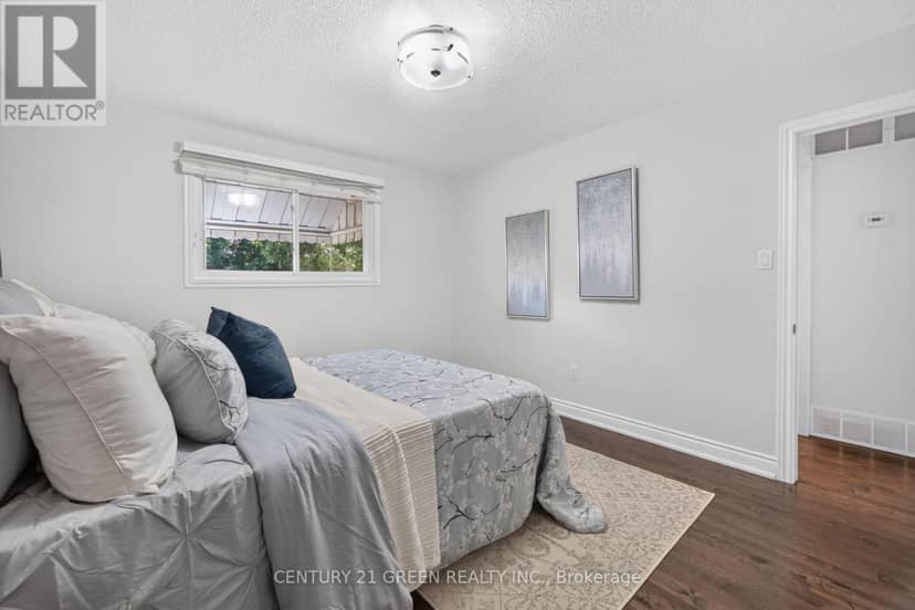 22 Quaker Crescent — photo 29 of 40