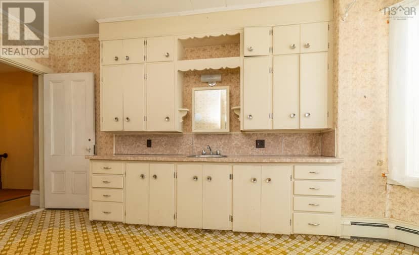 48 Albert Street — photo 27 of 31