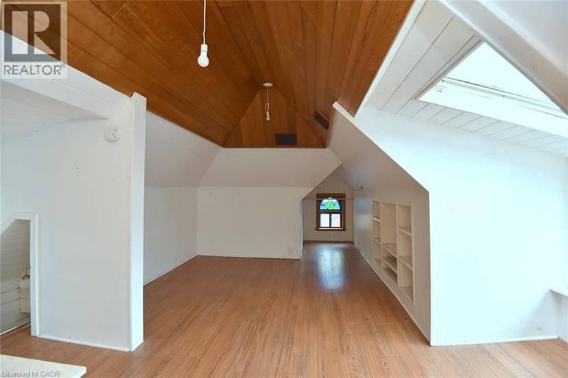 128 HESS Street S — photo 35 of 40
