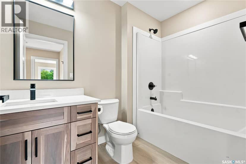 1314 Connaught Avenue — photo 30 of 40