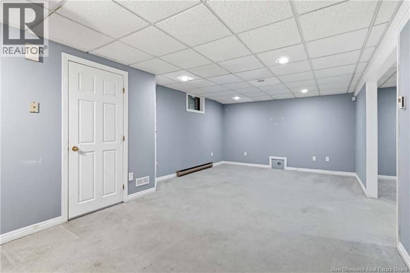 570 Mclaughlin — photo 35 of 40