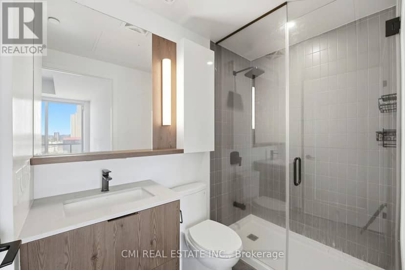 801 - 5 Defries Street — photo 21 of 32