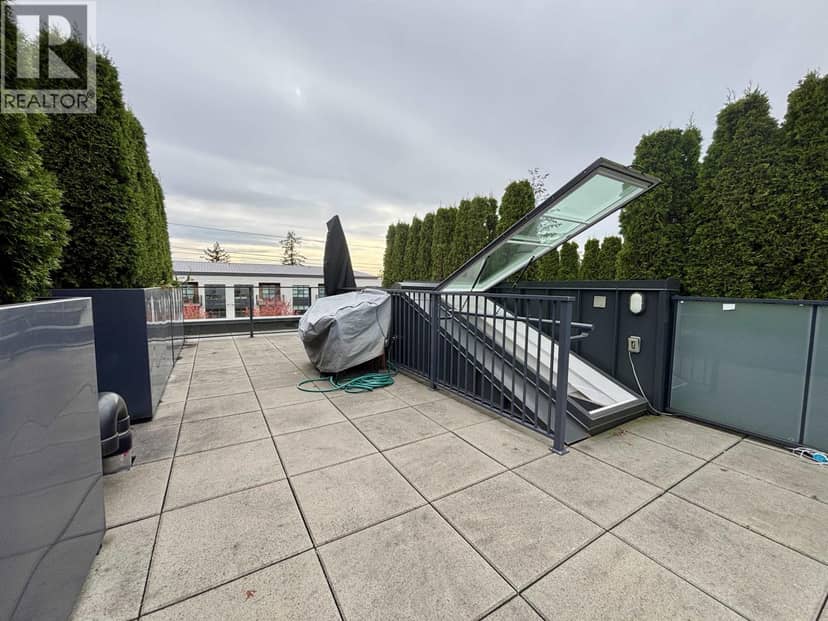 3 720 3RD EAST STREET, North Vancouver, photo 5